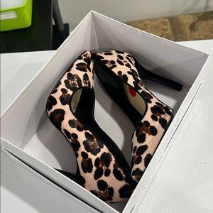 Guess Leopard Heels Size 7 Pony Hair